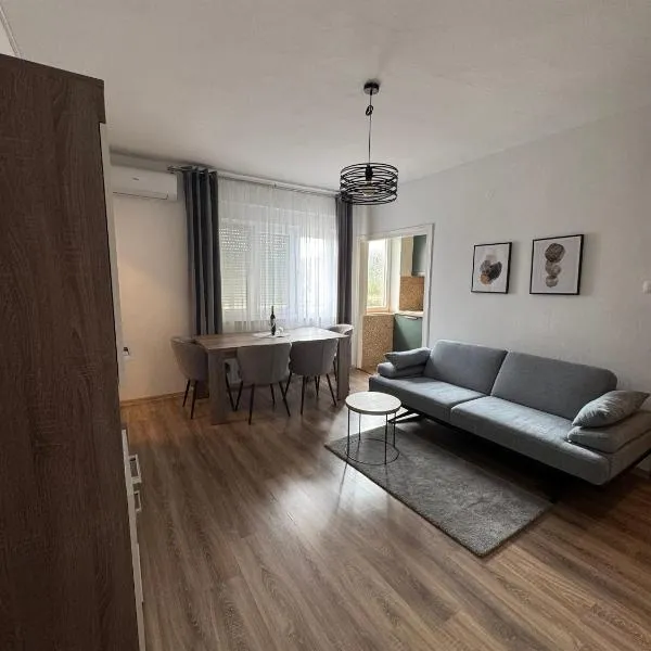 Apartman Ane，位于Perušić的酒店