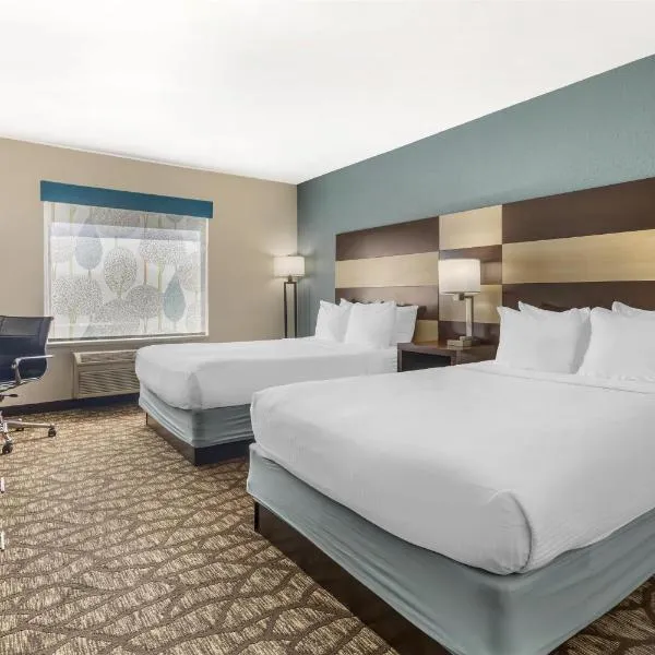 贝斯维斯特乔利埃特套房酒店，位于乔利埃特的酒店