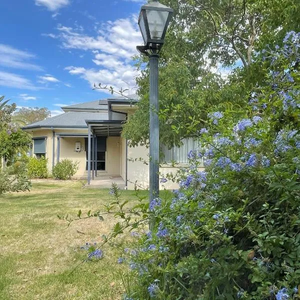 Manas Guesthouse，位于贝纳拉的酒店