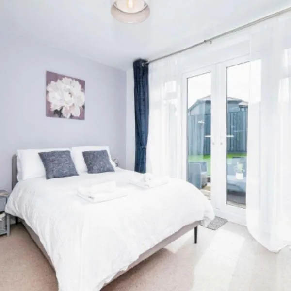 Porthkidney Suite, Carbis Bay, St Ives, free parking, near beach，位于卡比斯贝的酒店
