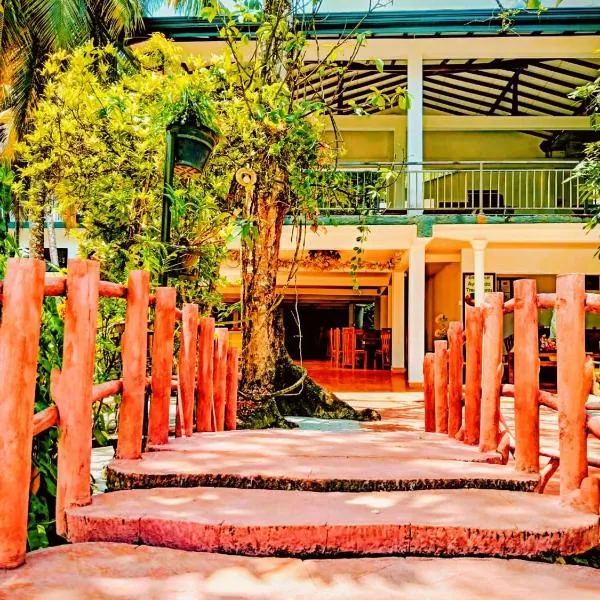 Rainforest Lodge, Deniyaya singheraja，位于代尼耶耶的酒店