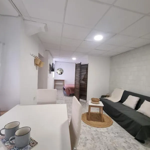 Rural studio，位于Cortes de Pallás的酒店