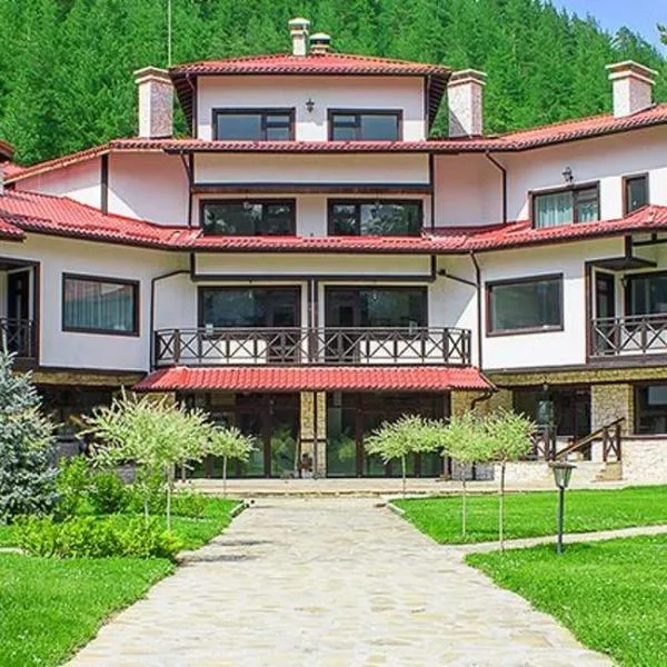 Everwood Hotel & Restaurant，位于戈韦达尔齐的酒店