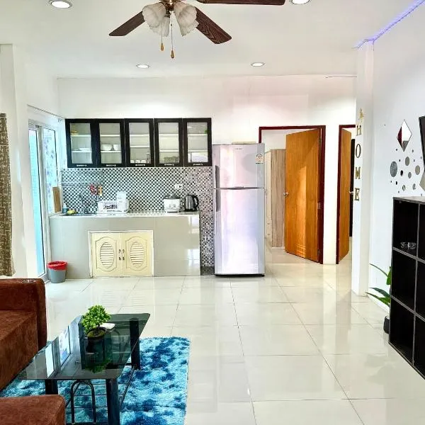 Warisa Grand 3 bedroom Villa，位于南芭堤雅的酒店