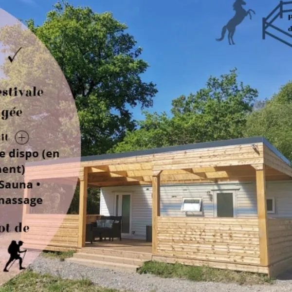 La source - Bungalow avec terrasse à Eguzon，位于Éguzon-Chantôme的酒店