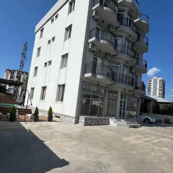 SkyHouse Batumi，位于巴统的酒店