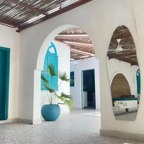Casa Blanca - calm space for soul revival,位于Ādam的酒店