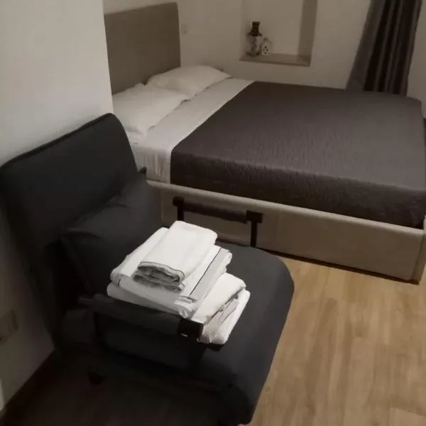 Largo Otranto - Guest House，位于布林迪西的酒店
