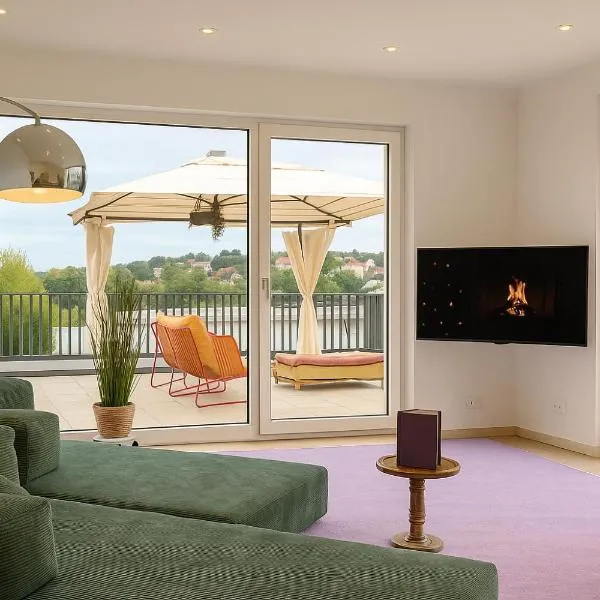 Penthouse Vogelnest 130 qm - BBQ - Dachterrasse，位于帕绍的酒店
