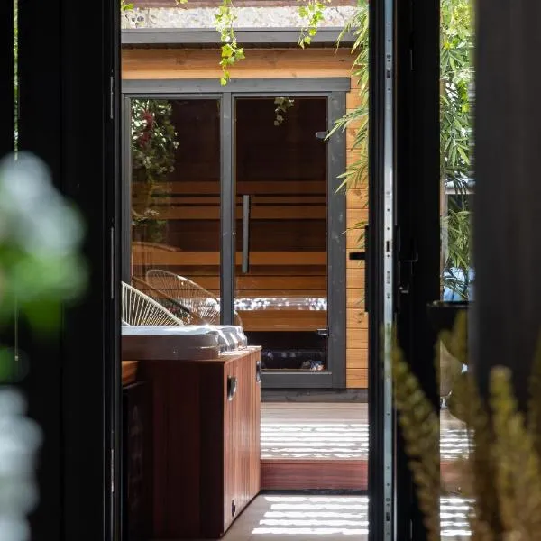 Suite Escape，位于哈瑟尔特的酒店