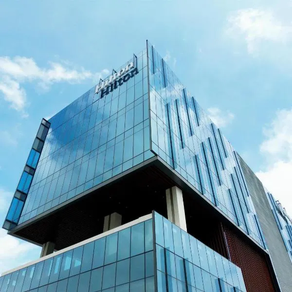 Hilton Monterrey Valle，位于蒙特雷的酒店