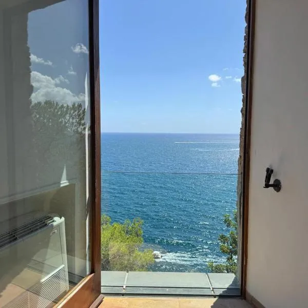 Rooms hub Torre di Cesare Stanze，位于马奥莱的酒店