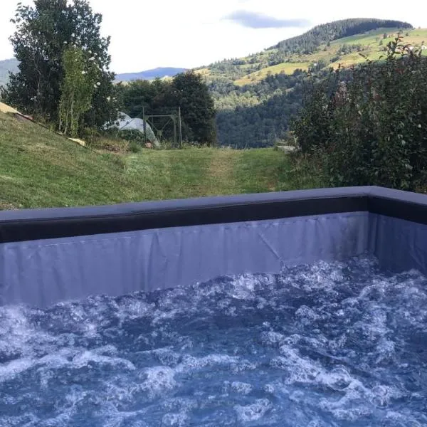 Grande maison à à Bresse avec jacuzzi cheminée et jardin Idéal pour les familles et amis，位于拉布雷斯的酒店