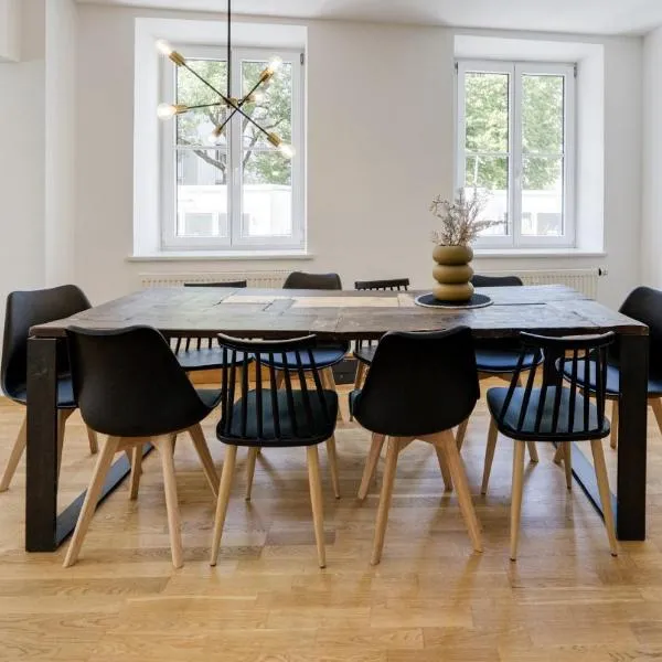 Lexapartments zentral 101qm in Altstadtnähe，位于奥格斯堡的酒店