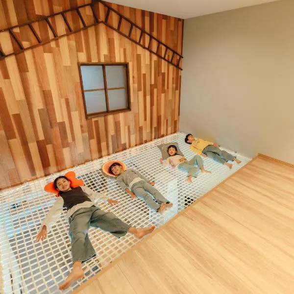 YOUR ROOM treehouse KUMAMOTO，位于熊本的酒店