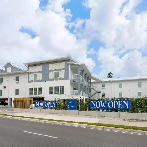 The J Hotel Dunedin Clearwater, an Ascend Collection Hotel，位于达尼丁的酒店