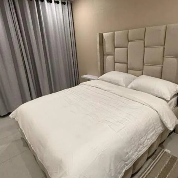 Richards Bay Airport Lodge，位于理查兹湾的酒店