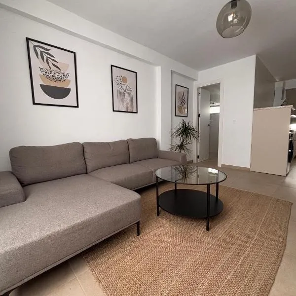 Apartamentos RoMar Campillos，位于坎皮略斯的酒店