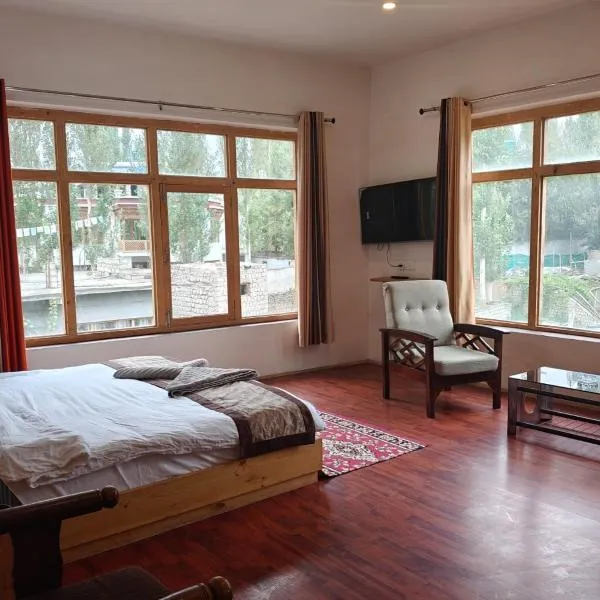 Hotel Sambhava Inn, Leh,位于列城的酒店