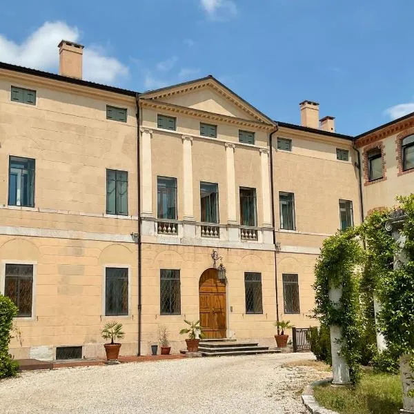 B&B Palazzo Zironda，位于蒂耶内的酒店