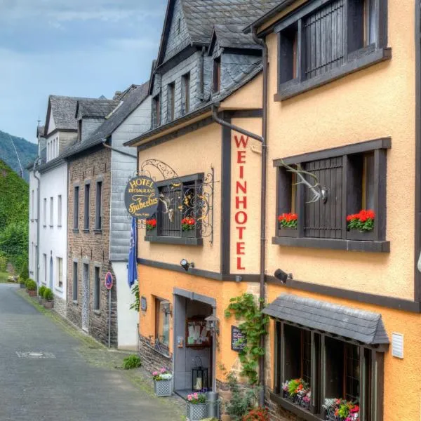 Weinhotel Hubertus Garni，位于Brohl的酒店