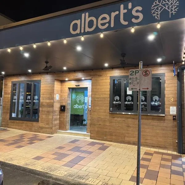 Alberts Est 2017，位于因尼斯费尔的酒店