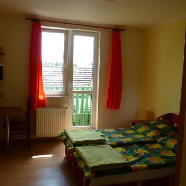 Penzion Zelený Dvor，位于韦尔卡鲁穆尼卡的酒店