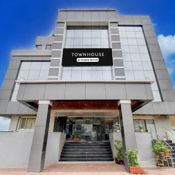 Super Townhouse Chakan MIDC Pune Formerly Renuka Executive，位于Chakan的酒店