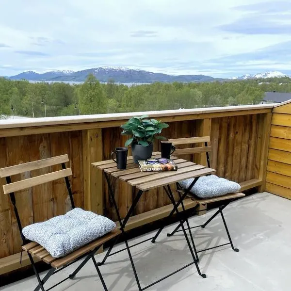 Helt ny sentral 2-roms leilighet i Dyrøy，位于Brostadbotn的酒店