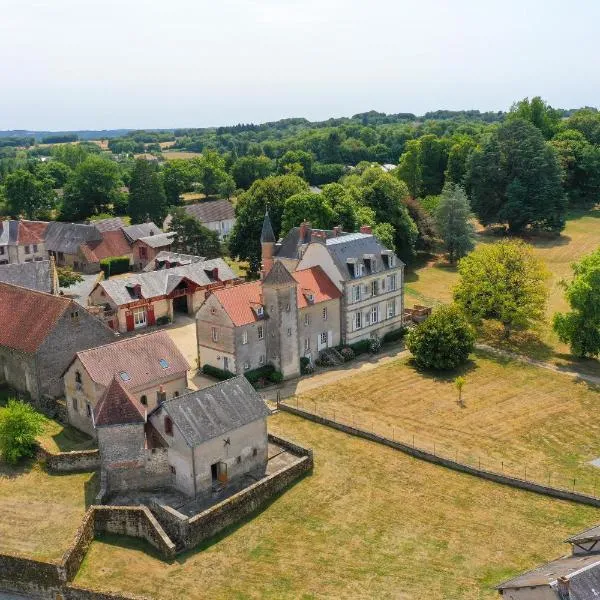 Domaine Les Malaitries - Château de La Chapelle Baloue，位于La Chapelle-Baloüe的酒店