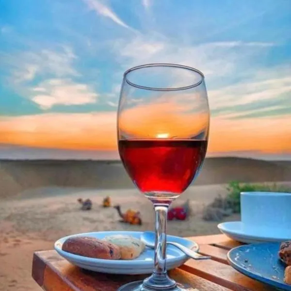 Sam Desert Luxury Resort，位于山姆的酒店