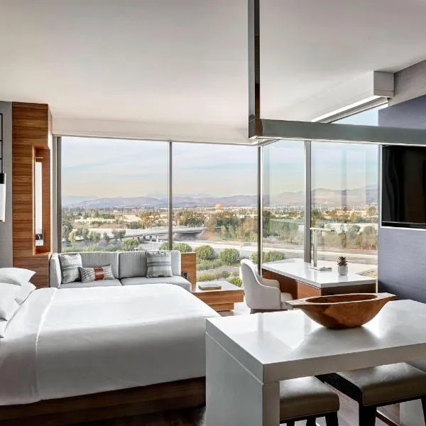 尔湾斯贝特鲁姆购物中心万豪酒店，位于尔湾的酒店