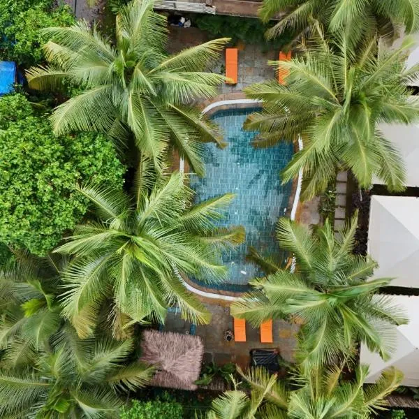 Goya Gate Beach Resort，位于阿姆波尔的酒店