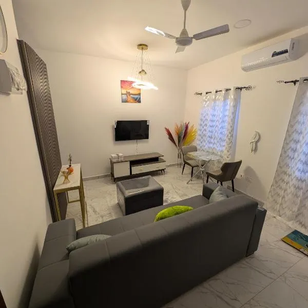 Abby and Gayle Rental Apartments，位于Apenkwa的酒店