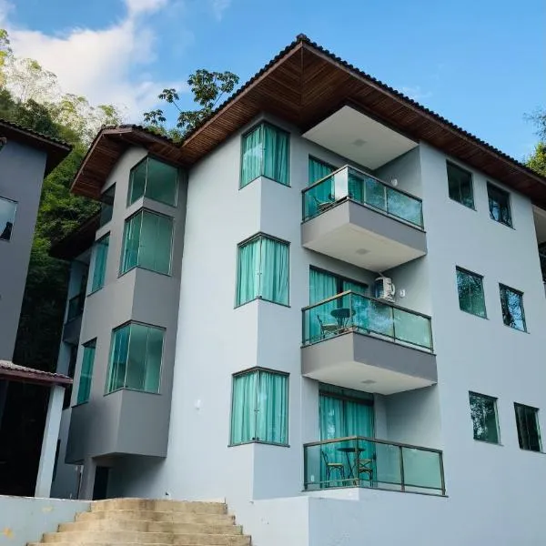 Pousada Cantinho da Mata，位于Divino de São Lourenço的酒店