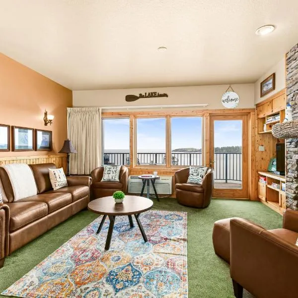 Amazing Lake View King Suite, Kitchen & Pools，位于图哈伯斯的酒店