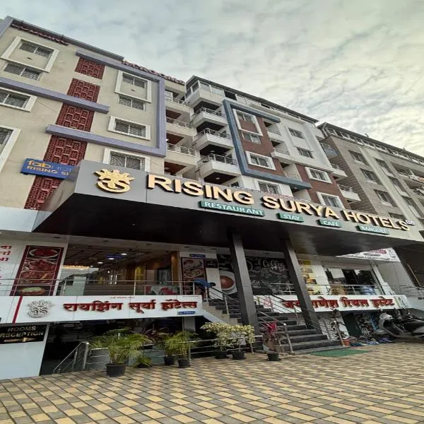 FabHotel Rising Surya - Nr Embassy Tech Zone，位于加姆布的酒店