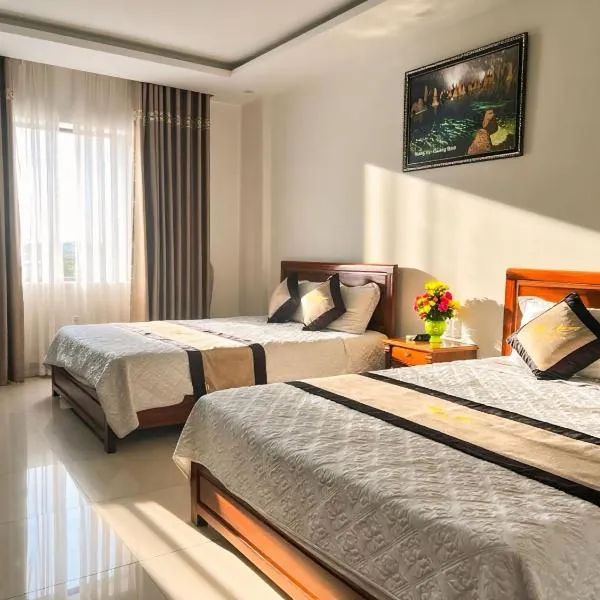 Phu Tien Hotel，位于洞海的酒店