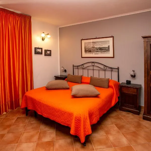 尼亚波利酒店，位于那不勒斯的酒店