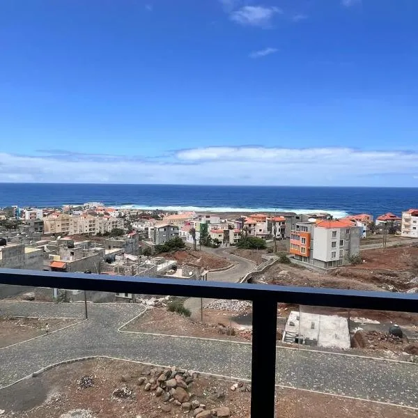 Casa BB&Djassi - Apartment T2，位于蓬塔杜索尔的酒店