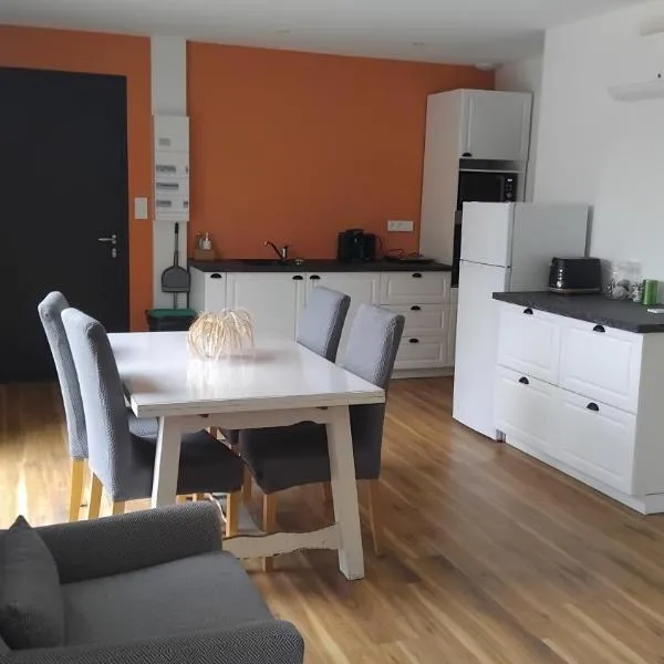 Maison de campagne，位于Périssac的酒店