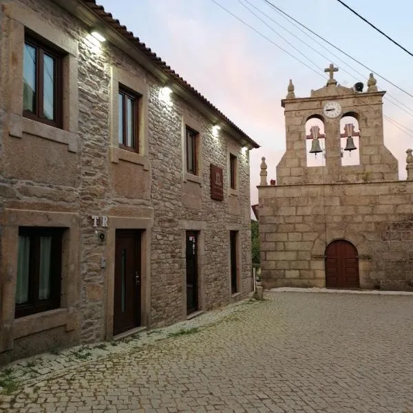 Casa de l' Eigreija，位于Vila de Ala的酒店