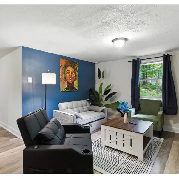 Mountain Bungalow - Nature, History -Wineries - PS5，位于哈珀斯费里的酒店