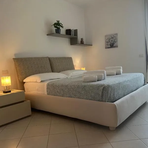 La Crisalide，位于Elmas的酒店