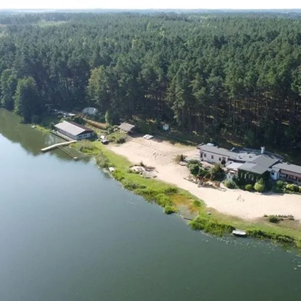 Ośrodek Wypoczynkowy Sosenka，位于Załom的酒店