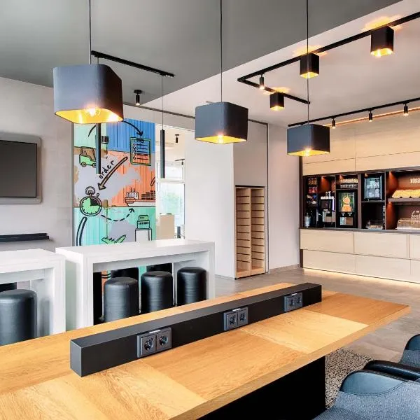 B&B Hotel Stuttgart-Neckarhafen，位于斯图加特的酒店