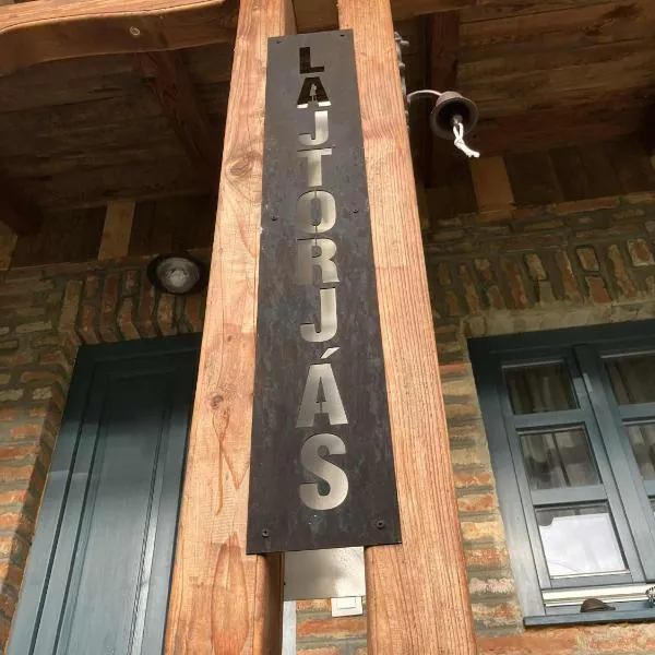 Lajtorjás，位于厄里圣彼得的酒店