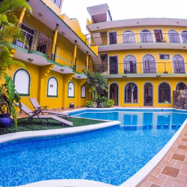 多洛雷斯酒店，位于El Tamarindo的酒店
