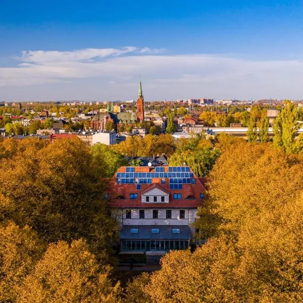 Hotel Gorczowski Katowice Chorzów，位于霍茹夫的酒店