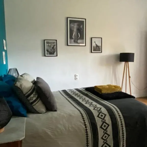 Belle Chambre Privée - Salle de bain - Jardin - Wifi - Cuisine partagée -，位于维桑堡的酒店